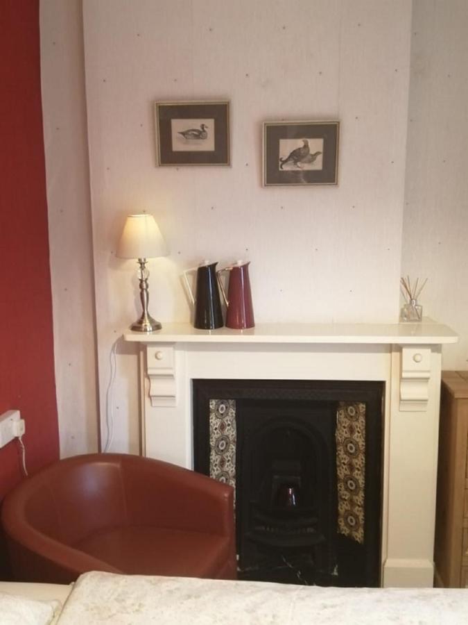 Llanbister 雄狮宾馆酒店 外观 照片