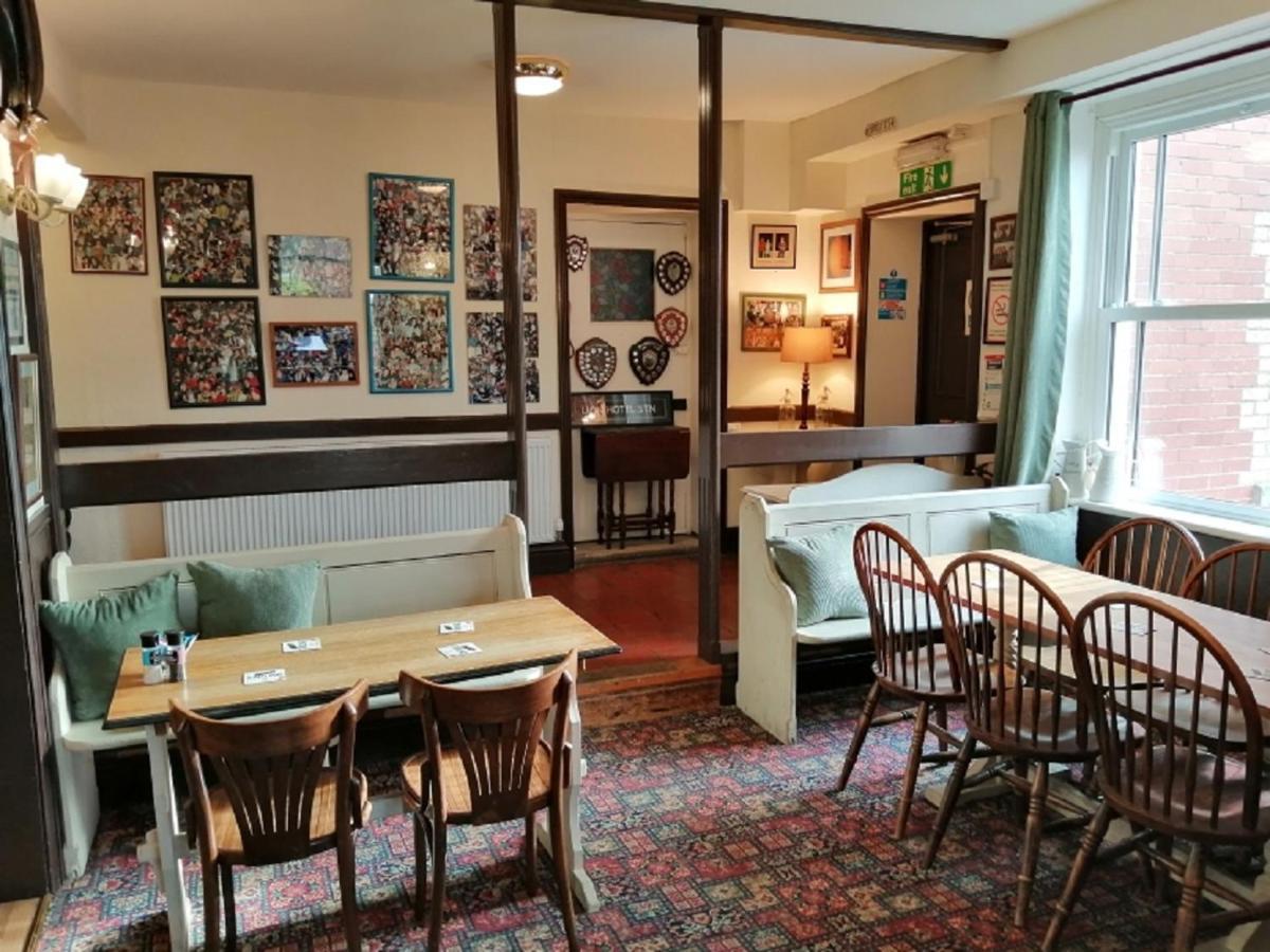 Llanbister 雄狮宾馆酒店 外观 照片